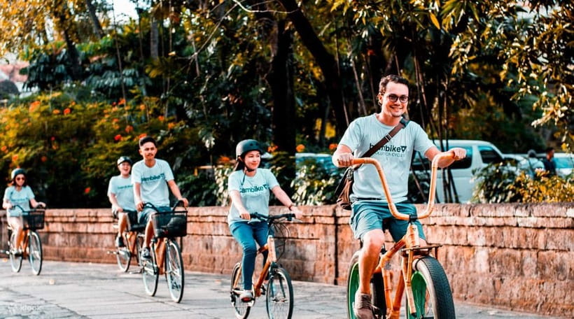 Manila: Guided Sunset Bamboo Bike Tour in Intramuros - Starting at Plaza San Luis Complex