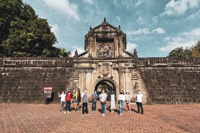 Manila Highlights Private Walking Tour With A Guide - The authentic value of a history walk