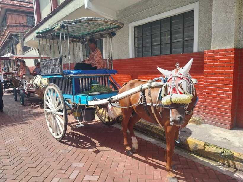 Manila: Intramuros and Chinatown Food Tour with Food Samples - Binondo’s Filipino-Chinese character
