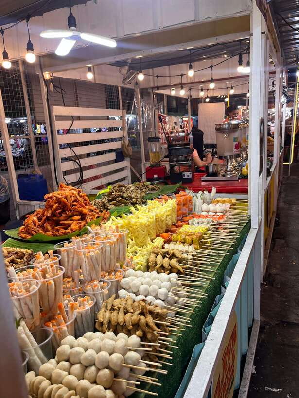 Manila Night Market with Local Guide - Ending at a Manila rooftop bar