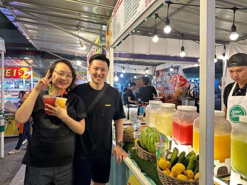 Manila Street food and Night Market Tour - The tuk-tuk or jeepney connection