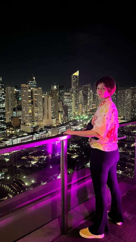 Manila Ultimate Nightlife Pub Crawl - From speakeasy corners to cozy pubs