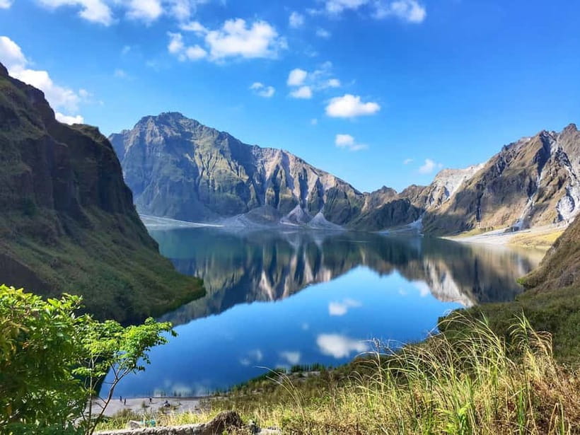 Mt.Pinatubo:Pinatubo Crater Hike Day trip only from MANILA - Toblerone Hills and the approach to the volcano