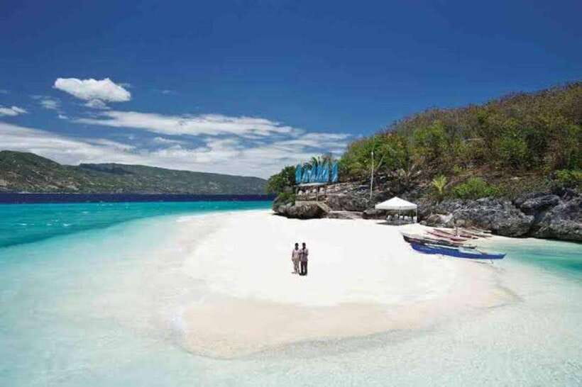 Oslob: Whale shark swimming, Tumalog Falls, Sumilon Sandbar - What this Cebu South day trip tries to pack in