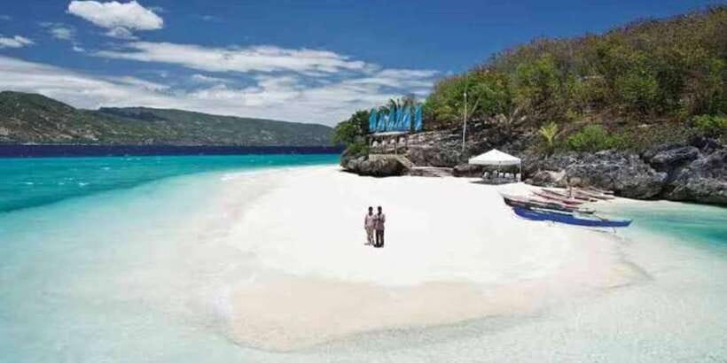 Oslob: Whale shark swimming, Tumalog Falls, Sumilon Sandbar - Is $125 good value for this much Cebu?