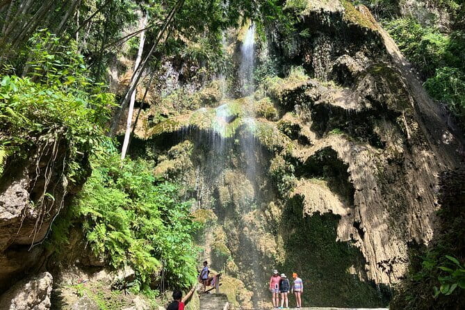 Oslob Whale Shark & Tumalog Waterfalls & Sumilon Sandbar - Why this Cebu day trip takes 15 hours