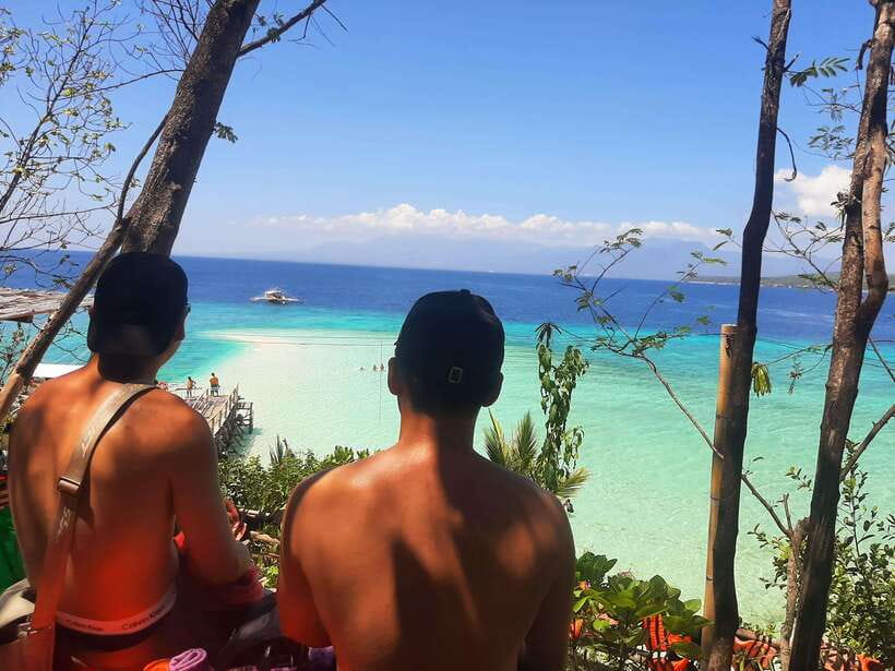 Oslob: Whaleshark Watching, Tumalog Falls & Sumilon Island - Sumilon Island and its changing sandbar