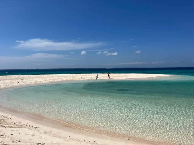 PALAWAN: Balabac Island Hopping with Full board Meals - Onok Sea Wall and Giant Clam Spot