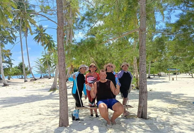 PALAWAN: Balabac Island Hopping with Full board Meals - Meals and daily comfort