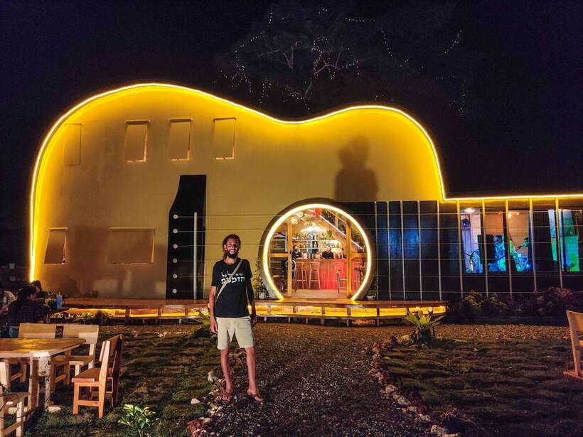 Panglao Bohol Island: Alona Beach Pub Crawl with Drinks - Who will enjoy this Panglao night out?
