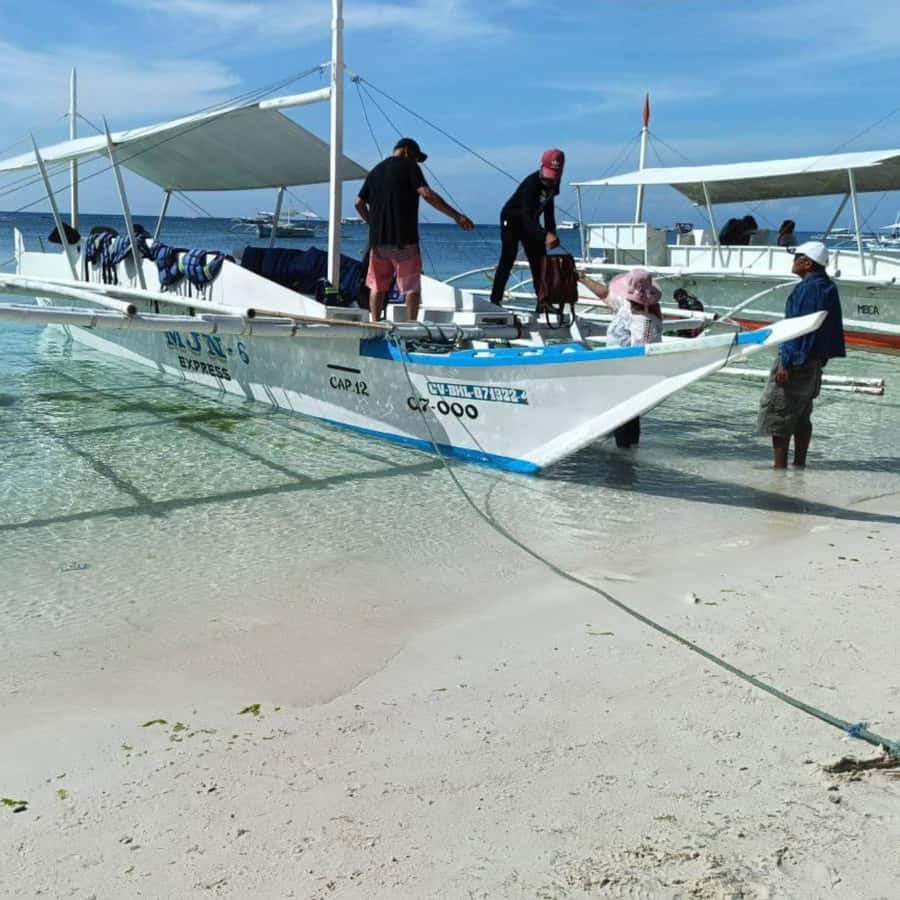Panglao: Island Hopping w/Balicasag (Shared) - Meeting at McDonald’s Alona and finding the boat