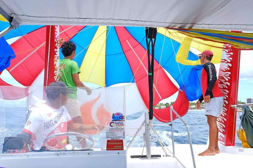 Panglao: Solo or Tandem Parasailing Experience near Alona - Fifteen minutes above Panglao’s coastline