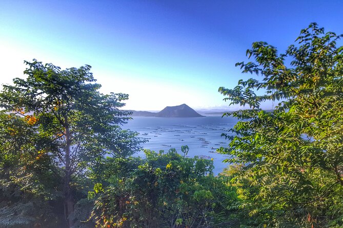 Philippines Intro 3 days 2 nights Tour Best of Manila and Beyond - Tagaytay: cooler air and a countryside change