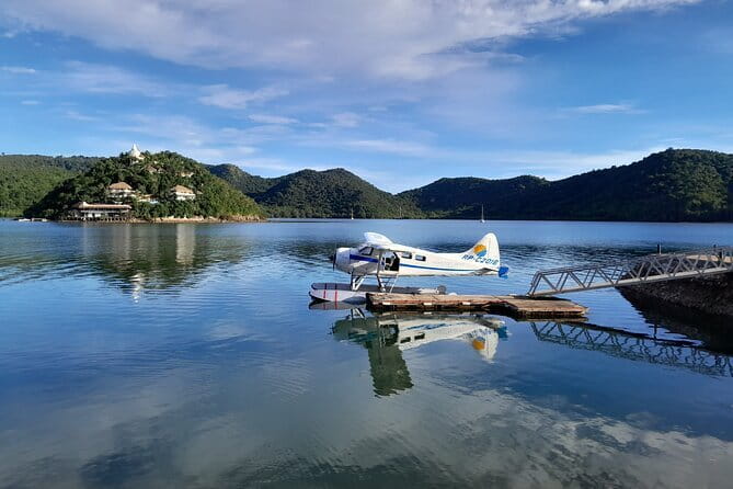 Port Barton Island Hopping - Seaplane Transfer FR Puerto Princesa - Twin Reef is the stronger snorkeling stop