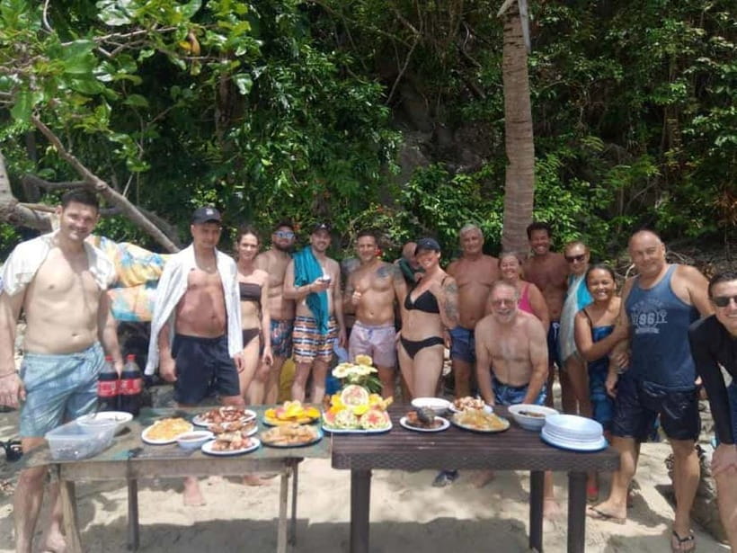 Port Barton: Island Hopping with Lunch and Hotel Transfer - Maxima Island Beach for an easy first stop