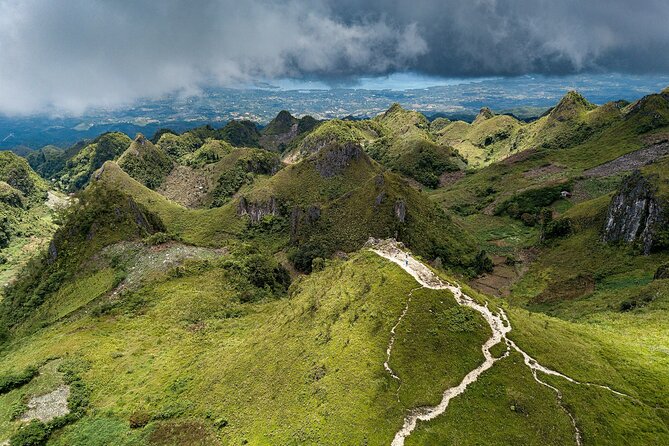 Private Kawasan Falls and Osmena Peak Day Trip from Cebu City - The 20-minute climb to Osmena Peak