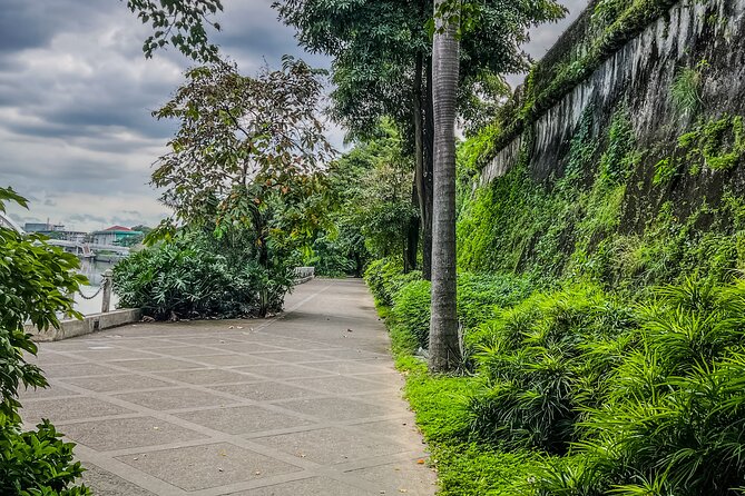 Private Manila Marvels Tour with Personalized Photo Journey - Arroceros Forest Park, Manila’s short green pause