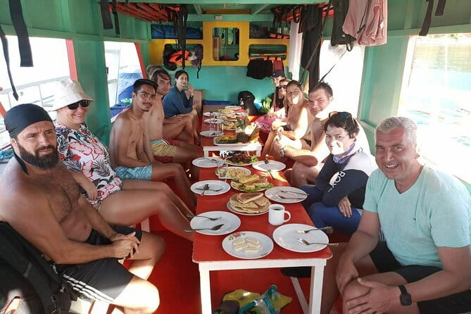 Private Palawan Expedition, El Nido to Coron 3 Days 2 Nights - Who should book this Palawan expedition?