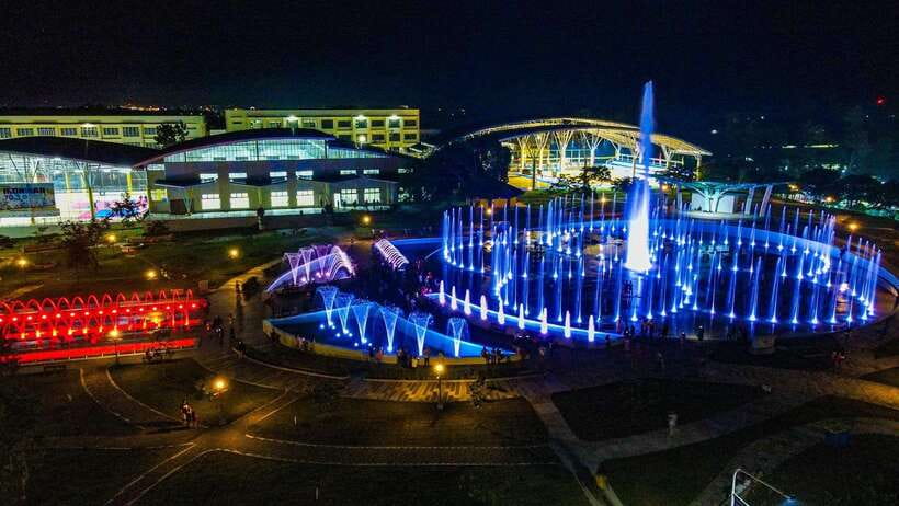 Puerto Princesa: Balayong People's Park with Dinner and Show - A low-key Puerto Princesa night out