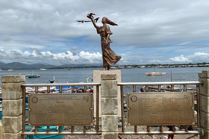 Puerto Princesa City Tour - Baywalk Park offers a quick waterfront pause