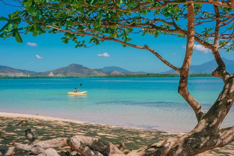 Puerto Princesa: Cowrie Island Guided Day Tour with Meal - Who should book this six-hour outing?