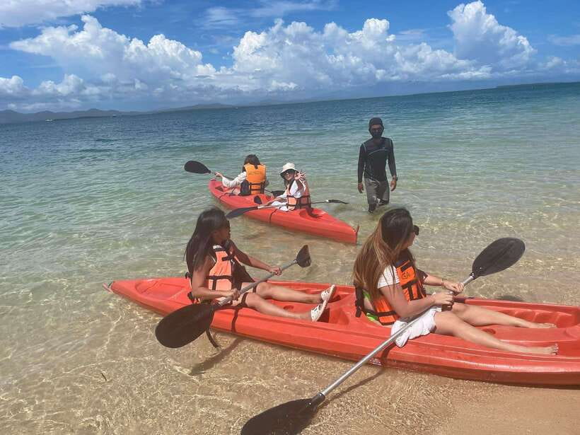 Puerto Princesa: Honda Bay Tour with Lunch - The promised bat sanctuary and beach setting