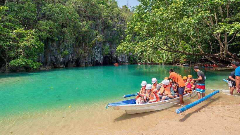 Puerto Princesa in 3 days: Tours with optional hotel rooms - Day 1: Arrive before noon for the city tour
