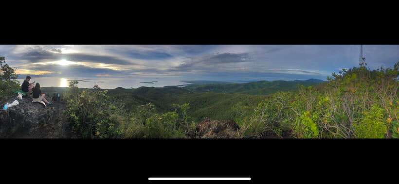 Puerto Princesa: Mt. Magarwak Sunrise Trekking - Reaching the summit above Puerto Princesa