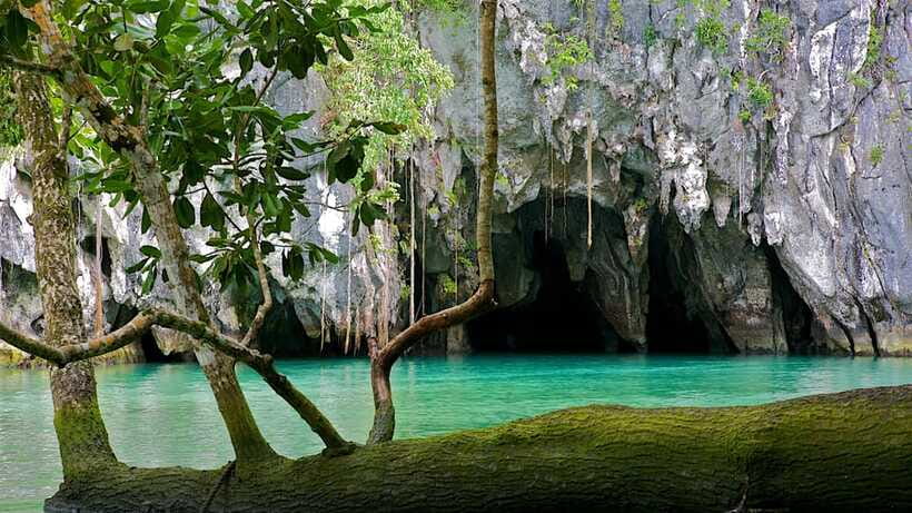 Puerto Princesa Underground River Tour (shared tour) - Arriving at the limestone coast