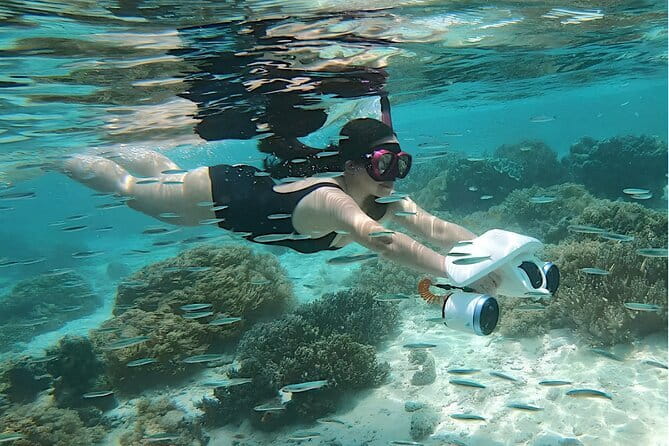 Siargao: SeaScooter Activity - Experience Flying Underwater - Collecting the scooter and snorkeling gear