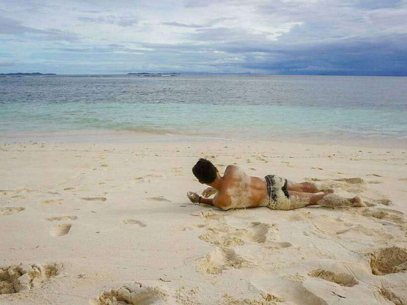 Siargao:Tri Island Hopping Naked Island, Daku, Guyam w/Lunch - What the guide service and group size are like