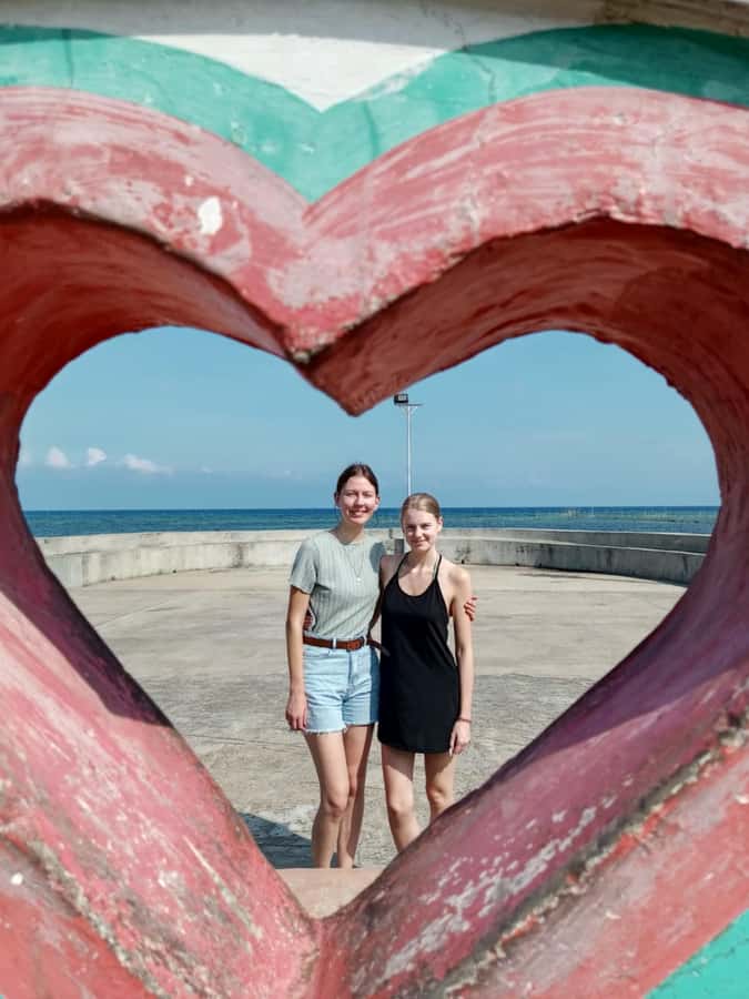 Siquijor: Siquijor Island Tour Cambugahay Falls Private - Key points to know before you book