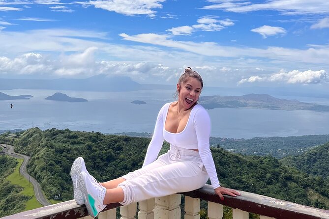 Tagaytay Day Tour sightseeing with Panoramic Taal volcano view - Lunch is flexible, but not included