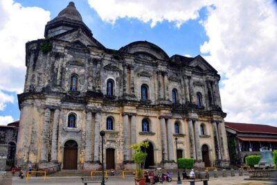 Tagaytay, Taal Volcano & Heritage Town: A Journey of Discovery - Getting closer to Taal Volcano