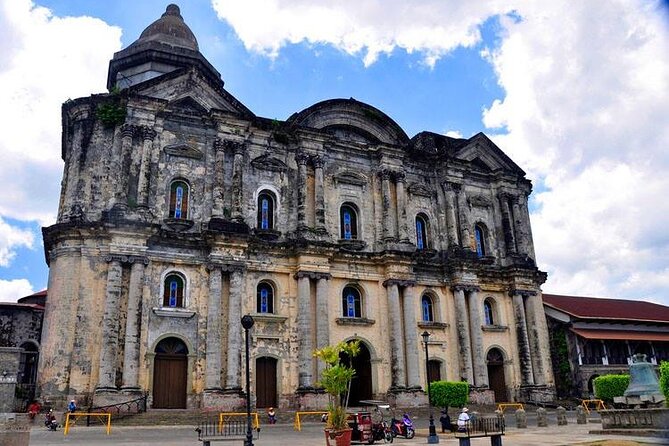 Tagaytay, Taal Volcano & Heritage Town: A Journey of Discovery - Getting closer to Taal Volcano