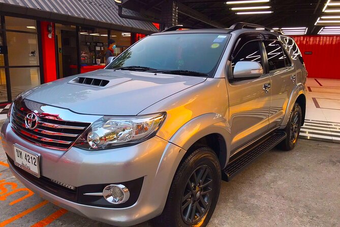 Try find your better than us ! Airport transfer service in Manila HTL-APT (MNL) - From the Hotel Lobby to the Car