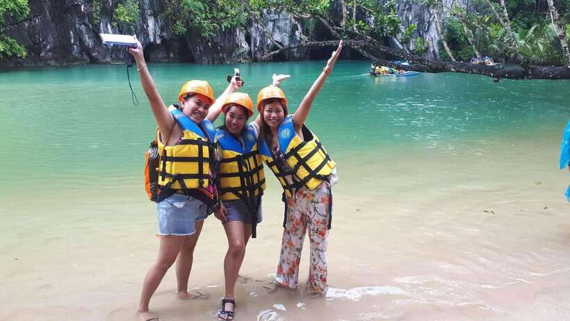 Underground River with Lunch - The long road to Sabang